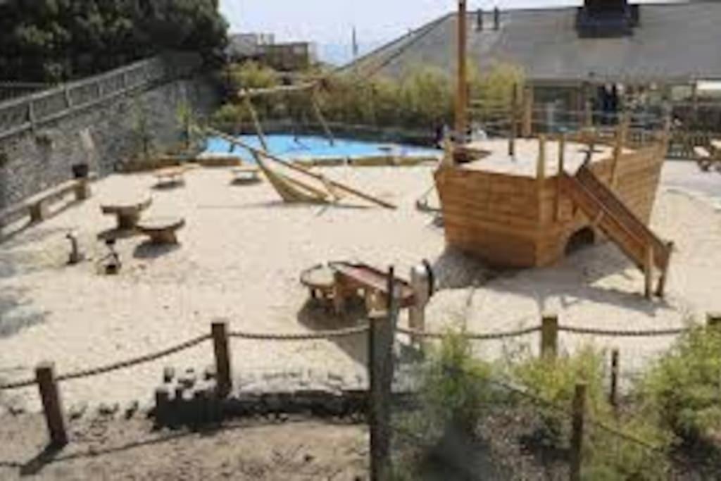 A Beautiful And Stylish 2 Bed Flat Close To Beach Bornemouth Extérieur photo